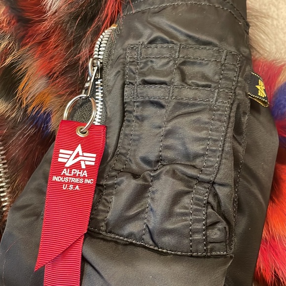 ONE OF A KIND! Alpha Industries Year of the Rooster fur bomber jacket - Picture 11 of 17